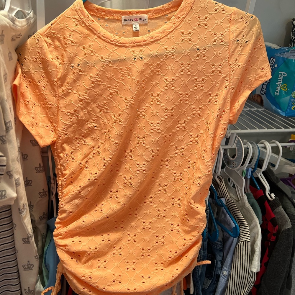Shirt - Picture 4 of 4